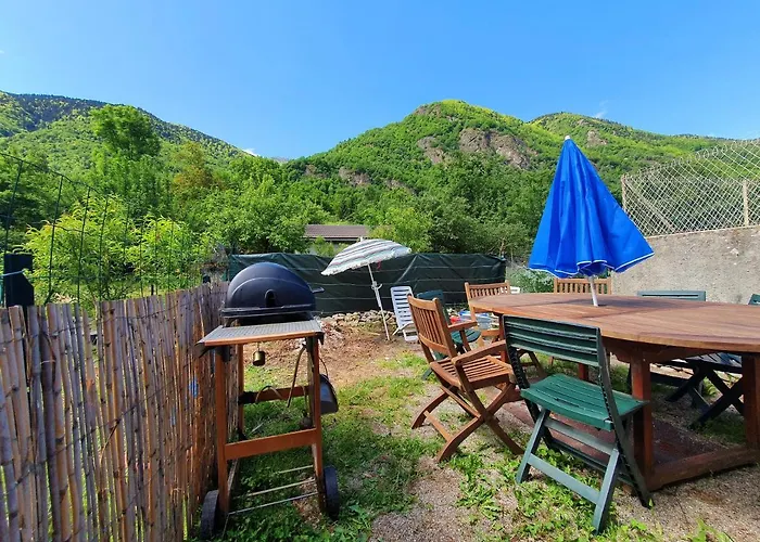 בית נופש Maison Au Coeur Des Pyrenees Perles-et-Castelet